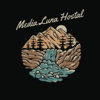 MEDIA LUNA HOSTAL